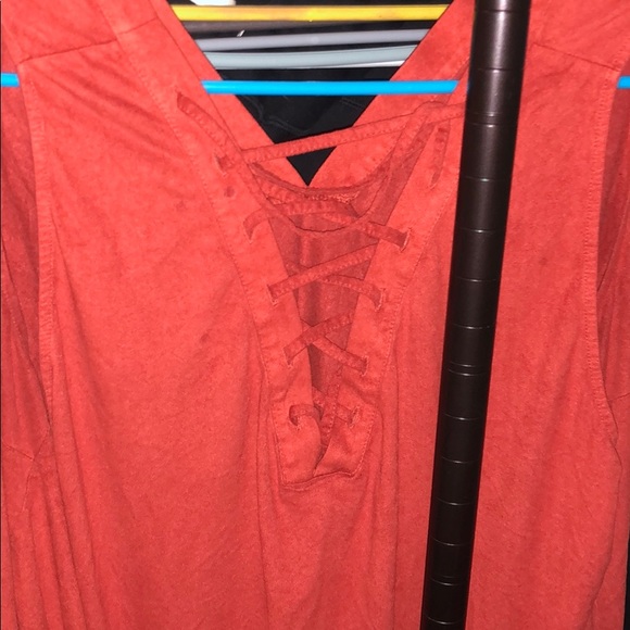 Top - Picture 2 of 2